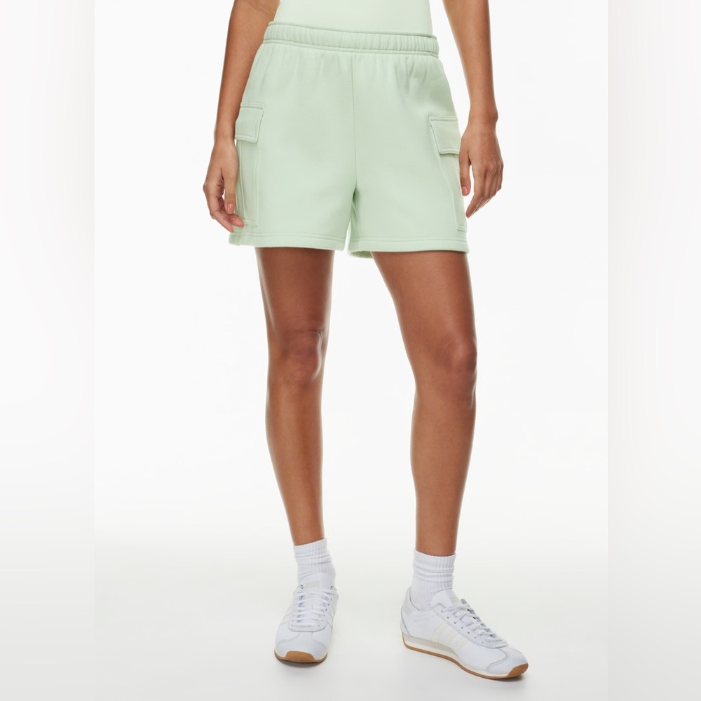 Aritzia Cream Cargo Shorts with Elastic Waistband